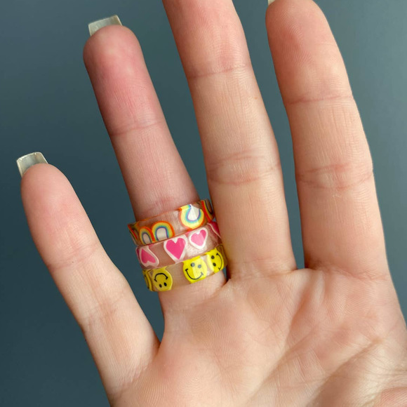 Y2k acrylic chunky emoji rings - Picture 2 of 8